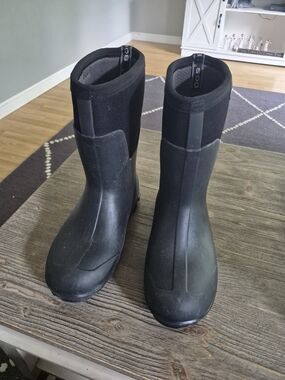 Bogs Black Waterproof Mid-Calf Rain Boots